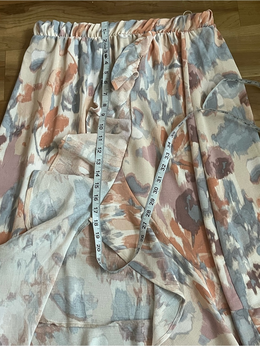 Madison + Hudson Abstract Floral Ruffle Wrap Midi Skirt Size M - Picture 12 of 12